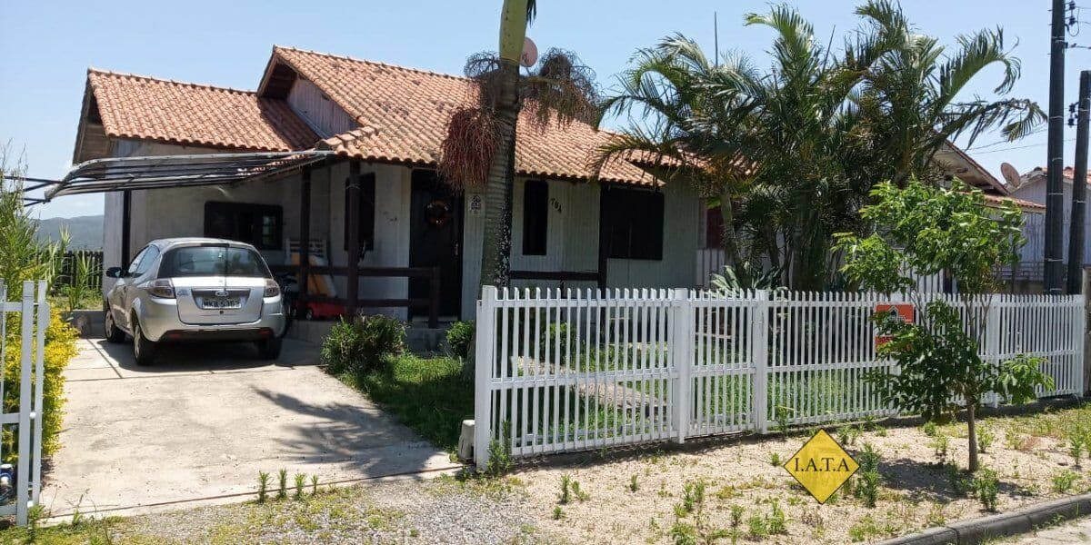 Casa Mista - Venda - Litoral Sul Imóveis - Tubarão/SC