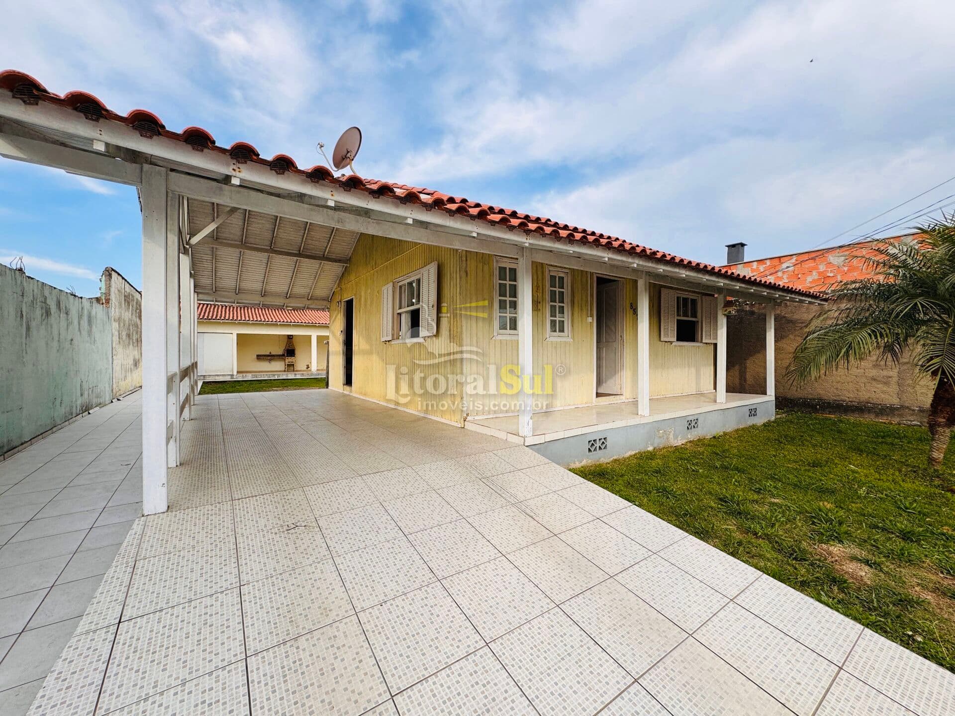 CASA À VENDA NO BAIRRO RECIFE, EM TUBARÃO/SC