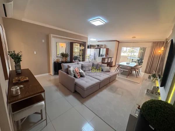 Apartamento semimobiliado à venda no bairro Recife em Tubarão/SC - Residencial Maranello