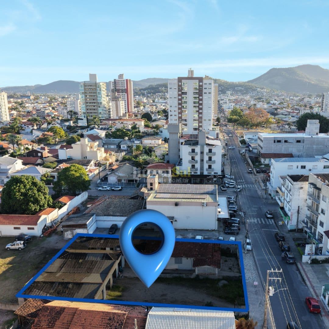 EXCELENTE OPORTUNIDADE PARA INVESTIR OU CONSTRUIR