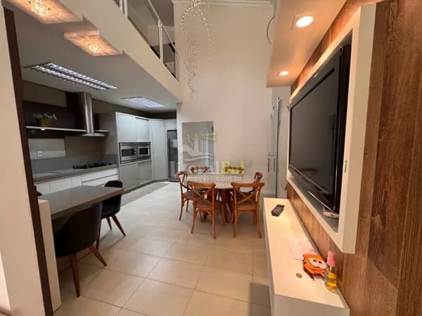 Excelente casa à venda no Morrotes, pronta para morar