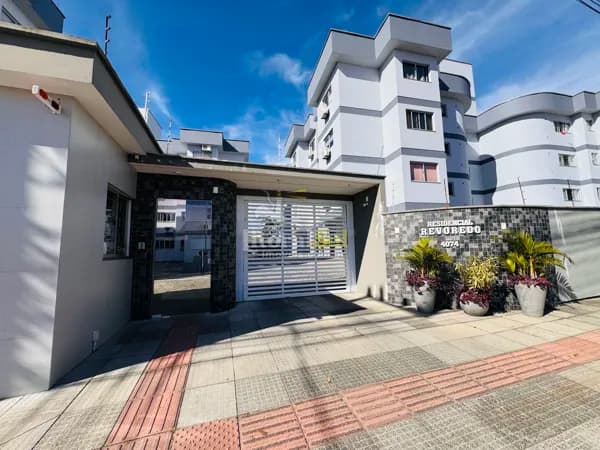 APARTAMENTO PARA LOCAÇÃO NO RESIDENCIAL REVOREDO