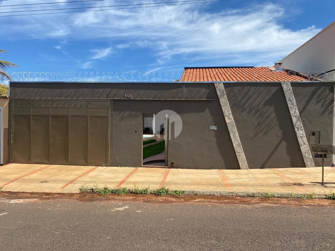 Casa em Centro, Planura/MG