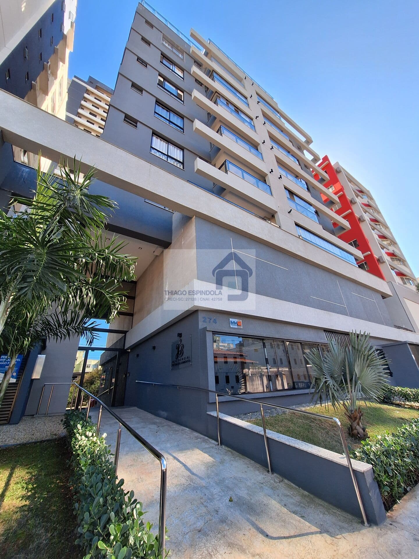 Apartamento Diferenciado - 02 Dormitórios - Centro de Itajaí!