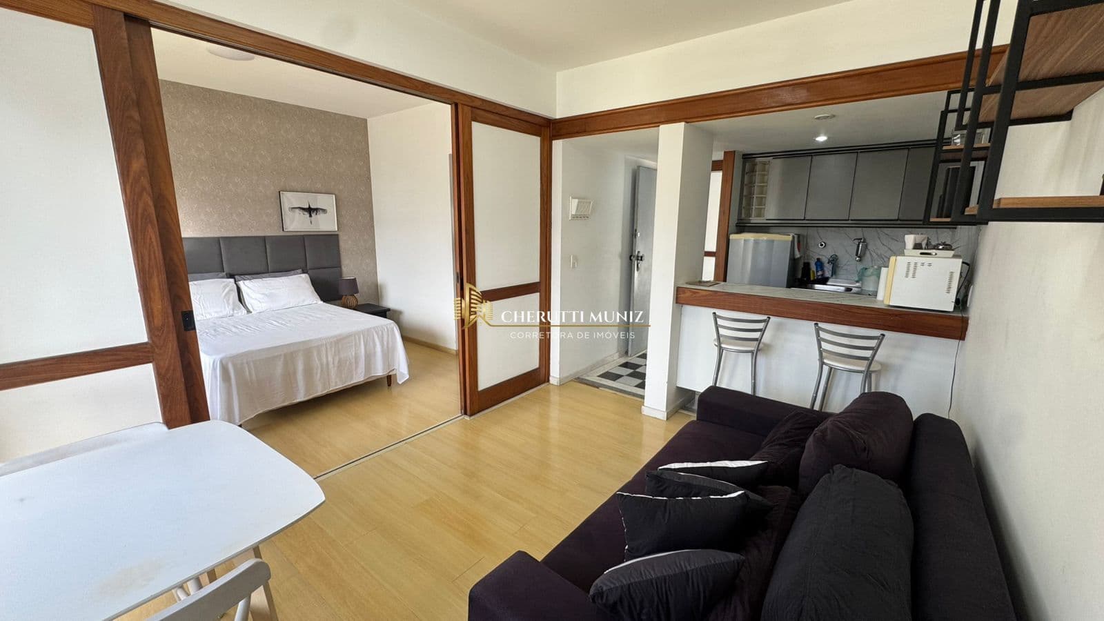 Apartamento Porteira Fechada em Flat - Pituba