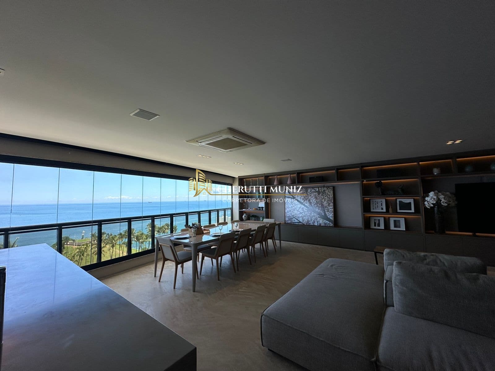 Apartamento de Altíssimo Padrão na Barra