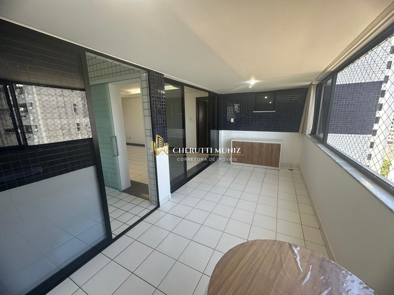 OPORTUNIDADE! Apartamento 3/4 com 1 suíte na Graça