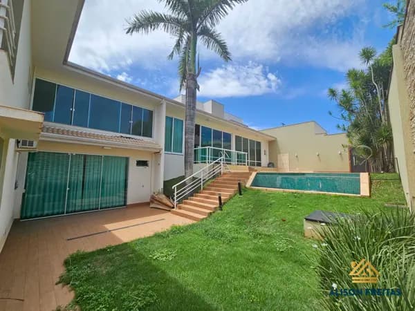 Casa no Condomínio moradas do arvoredo com piscina, 4 quartos, Ibiporã/PR