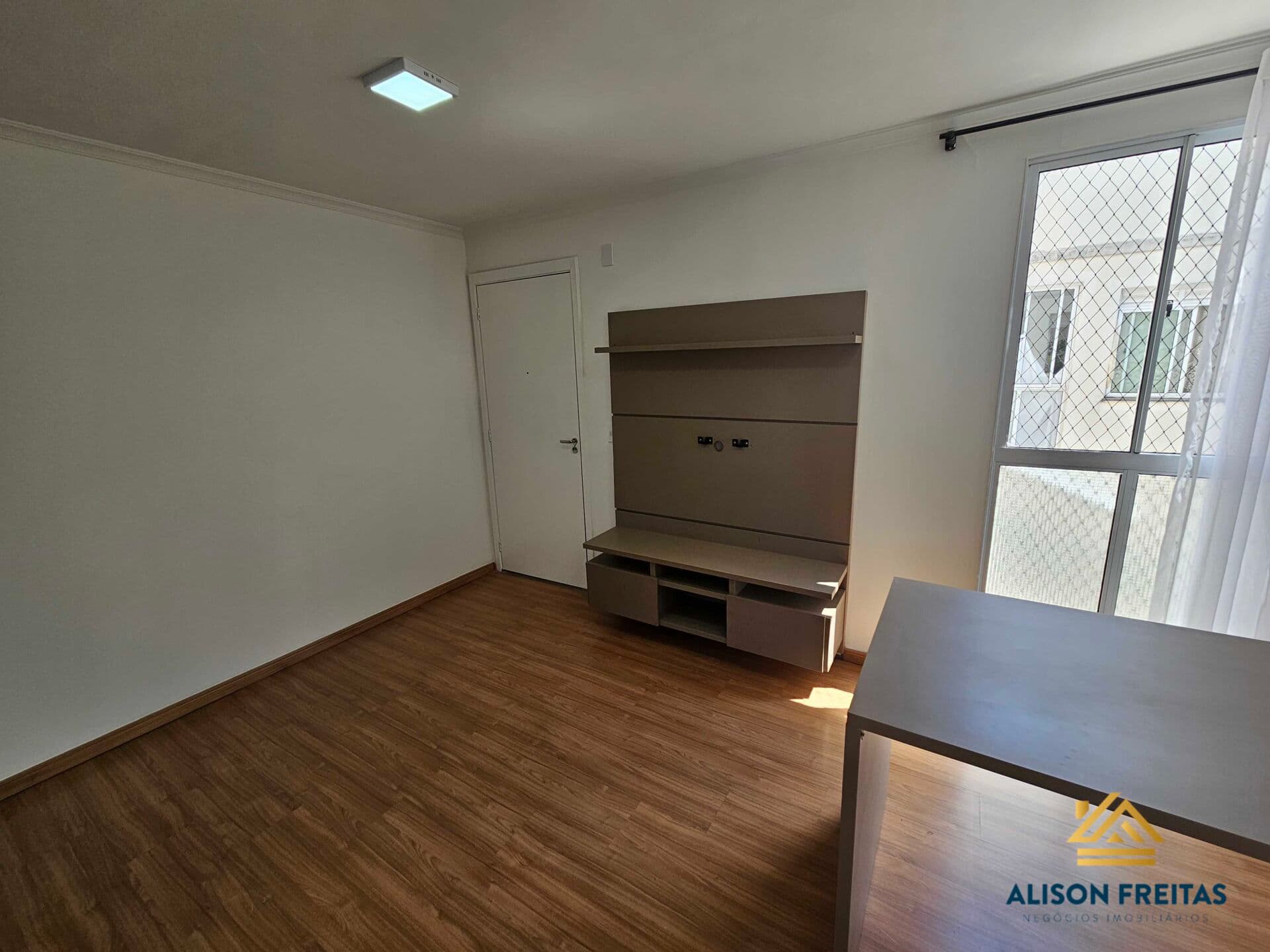 Apartamento em Parque Residencial Manela, Cambé/PR