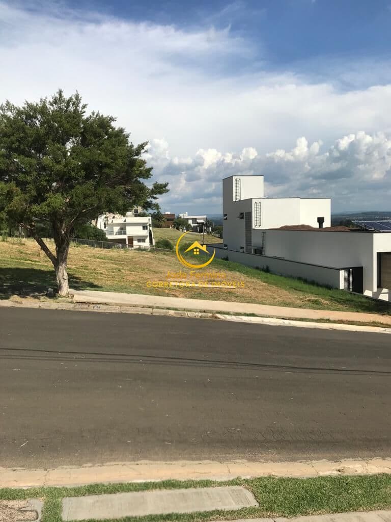 Terreno em Condomínio Alto Padrão