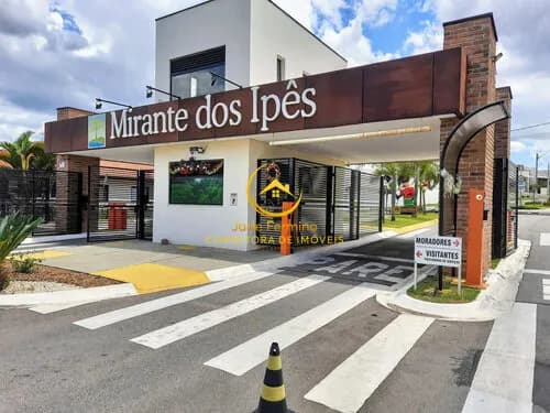 Casa em Condomínio Alto Padrão