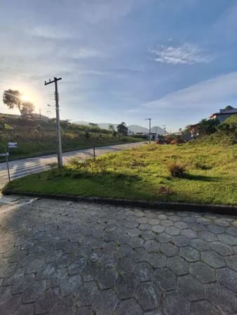 Lote Próximo ao Mar