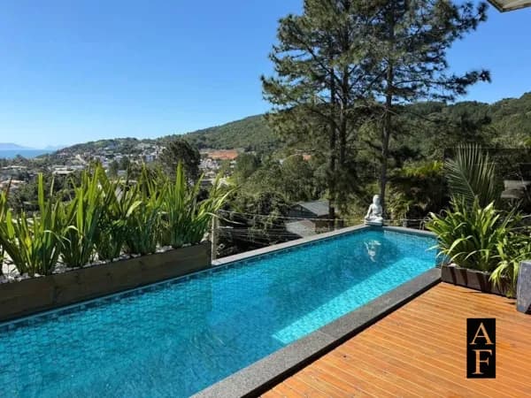 Alto Padrão em meio a Natureza na Praia do Silveira