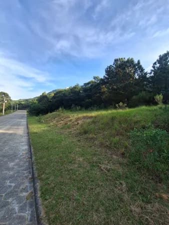 Lote Próximo ao Mar