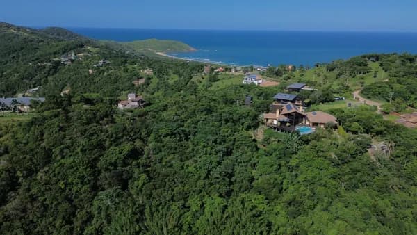 Excelente oportunidade de investimento na Praia de Silveira
