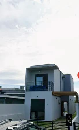 Casa em Garopaba ( Loteamento Vila Do Campo)