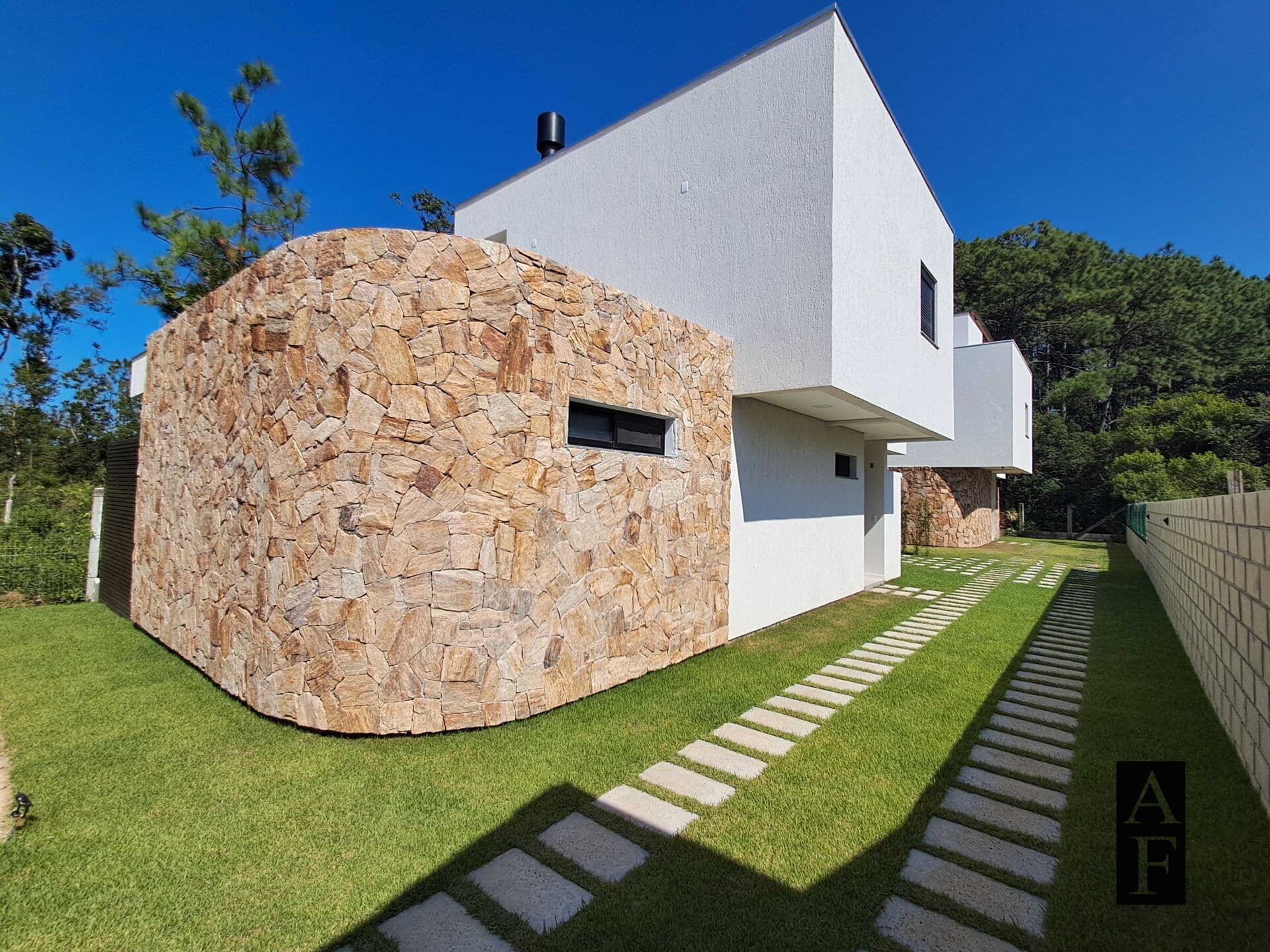 Casa em Condomínio à Venda