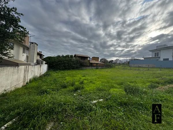 Terreno com ótima localização