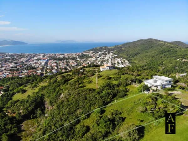 Terreno Morro da Silveira à Venda