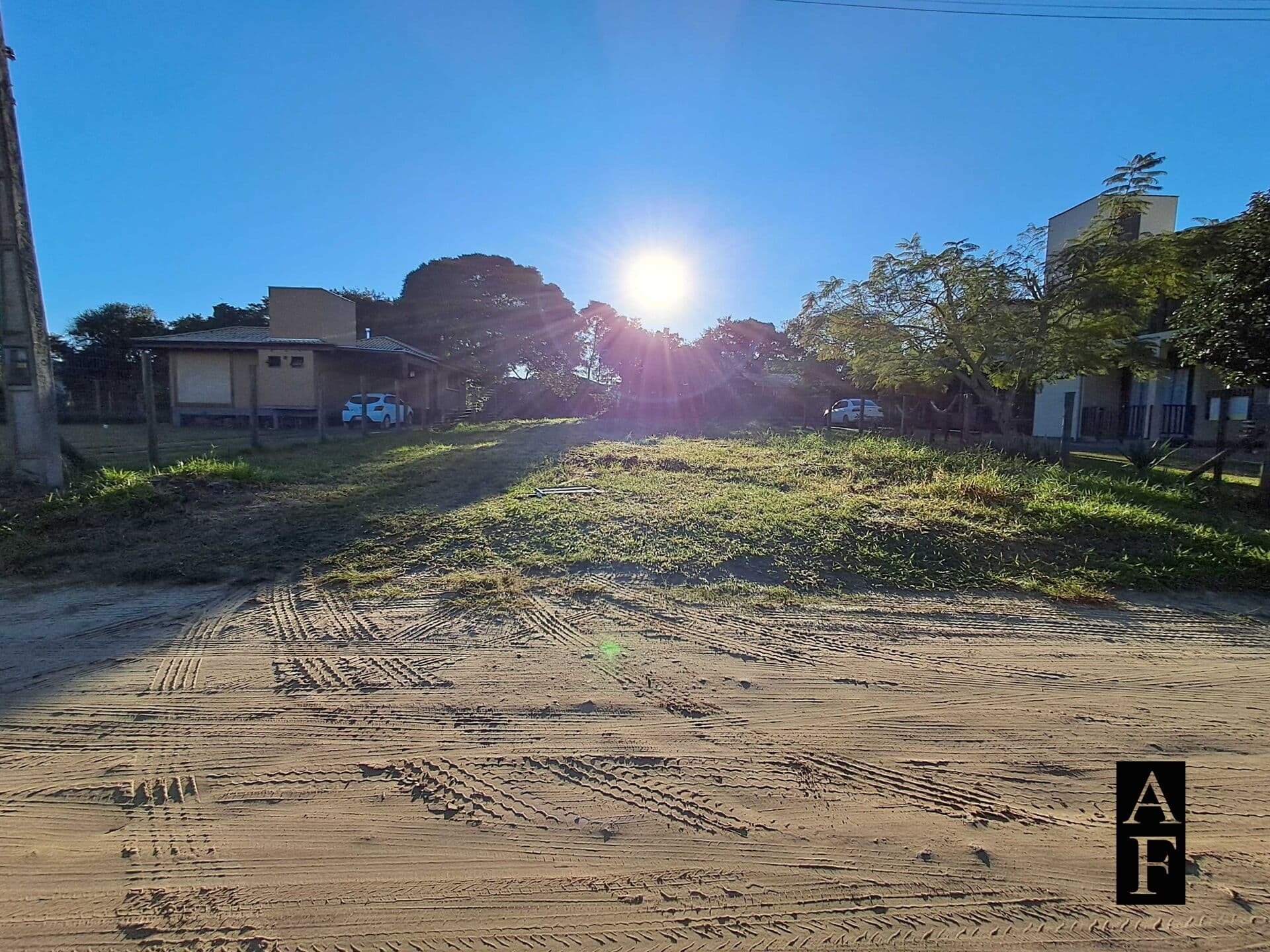 Terreno em Ibiraquera com vista pra lagoa!