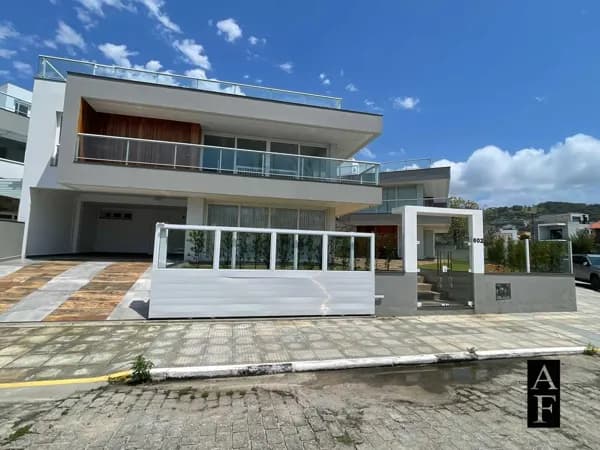 Casa de Alto Padrão em Garopaba no Morrinhos