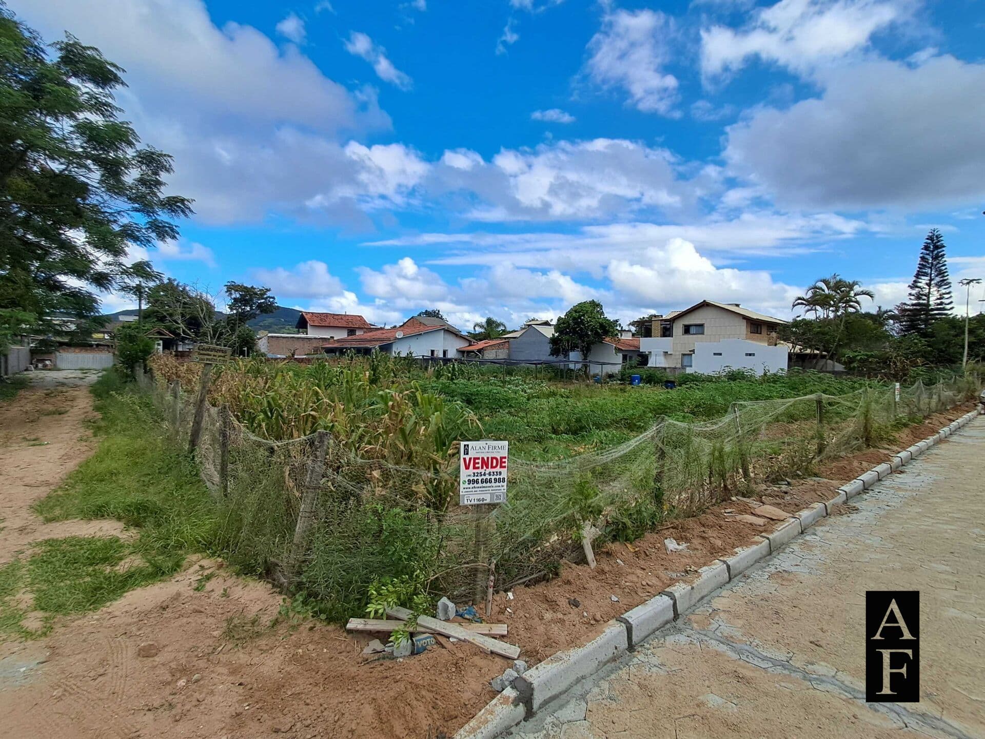 Terreno em Areias de Palhocinha