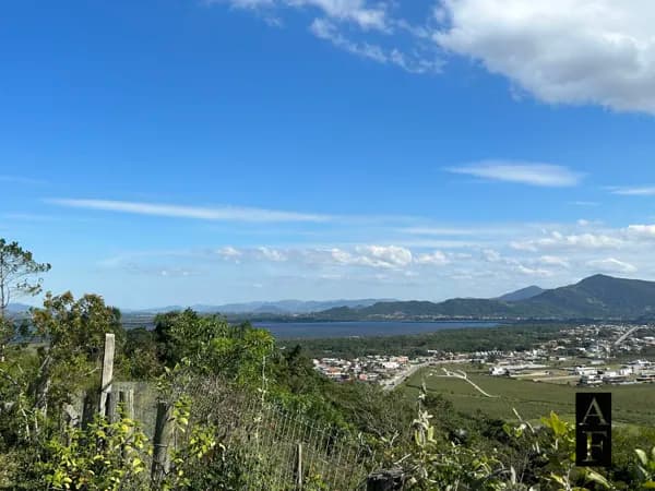 Terreno Com Vista.