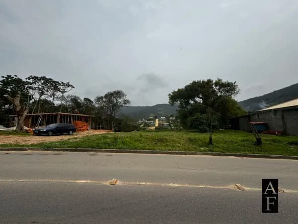 Lote/Terreno em Garopaba - Ambrósio
