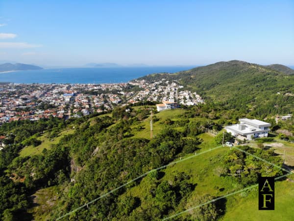 Terreno Morro da Silveira à Venda