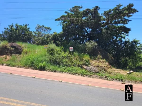 Terreno em Localização Privilegiada em Garopaba