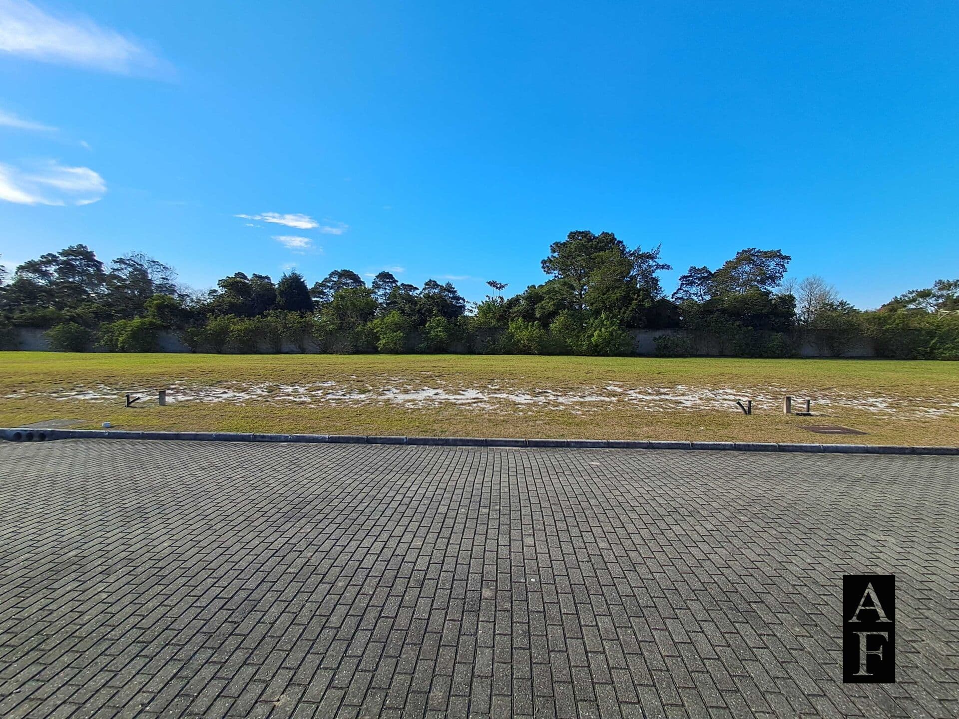 Lote/Terreno em Imbituba - Araçatuba