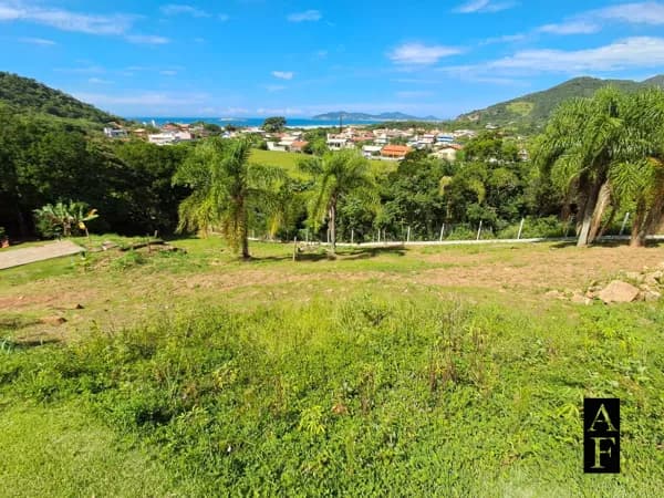 Terreno na praia do Siriú, Vista Para o Mar!