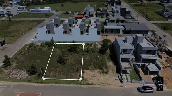 Terreno em Bairro Ferraz com Vista ao mar