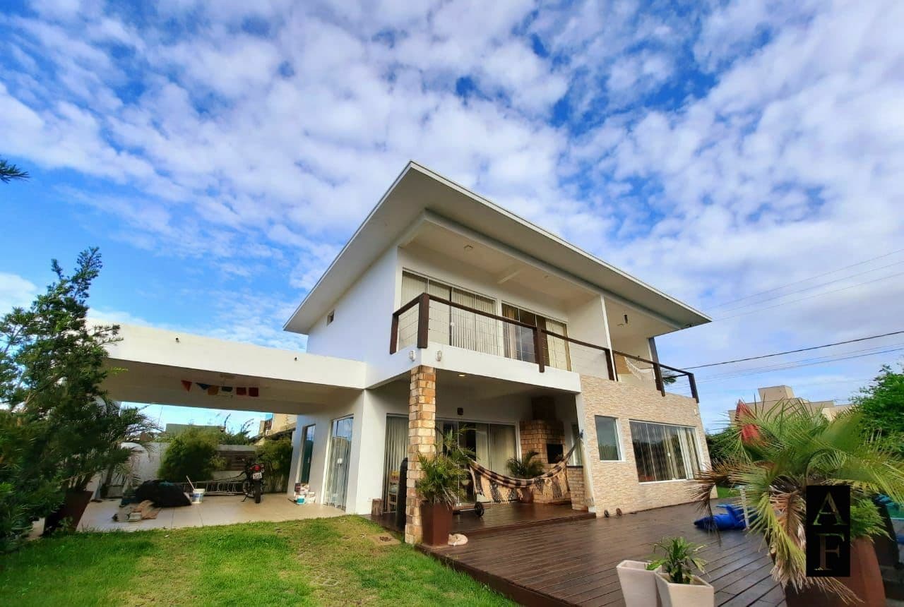 Casa à venda em Garopaba/SC