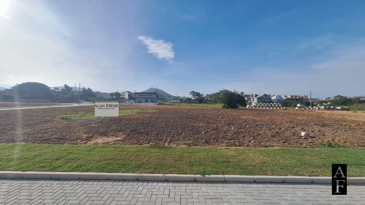 Terreno de 360 m² em Loteamento em Ambrósio