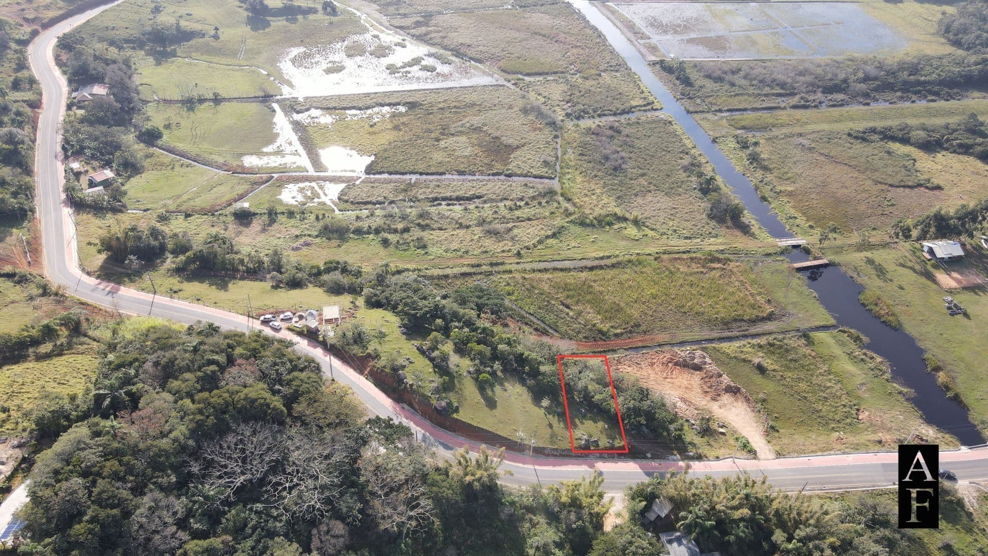 Terreno em Localização Privilegiada em Garopaba