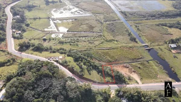 Terreno em Localização Privilegiada em Garopaba