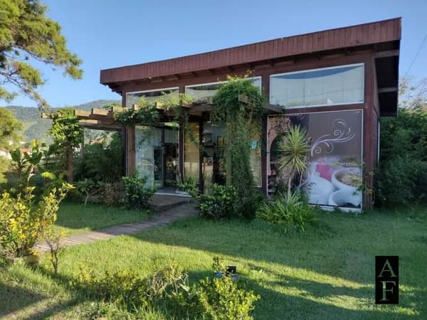 Ponto Comercial em areias de Palhocinha