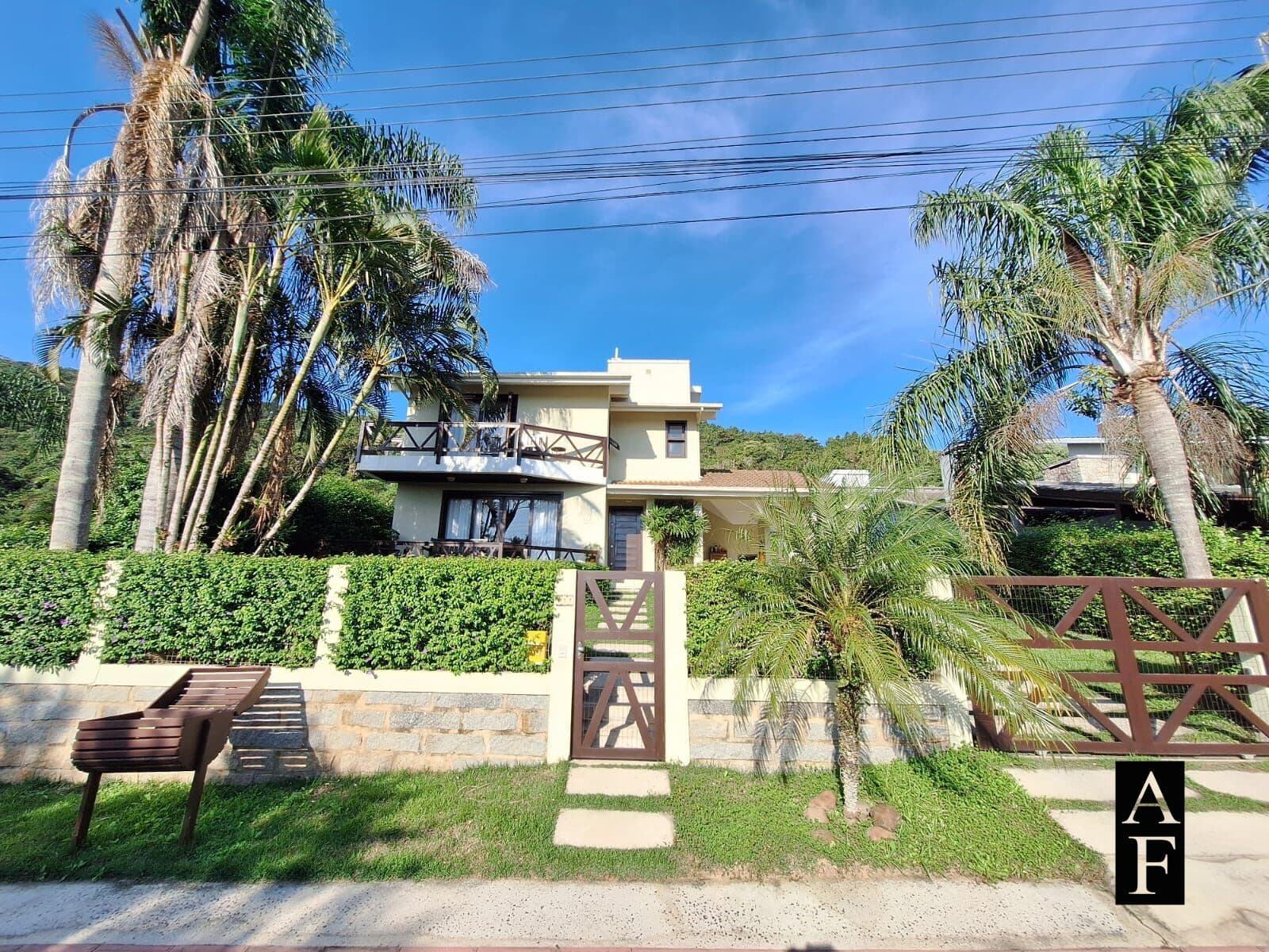 Casa no centro de Garopaba