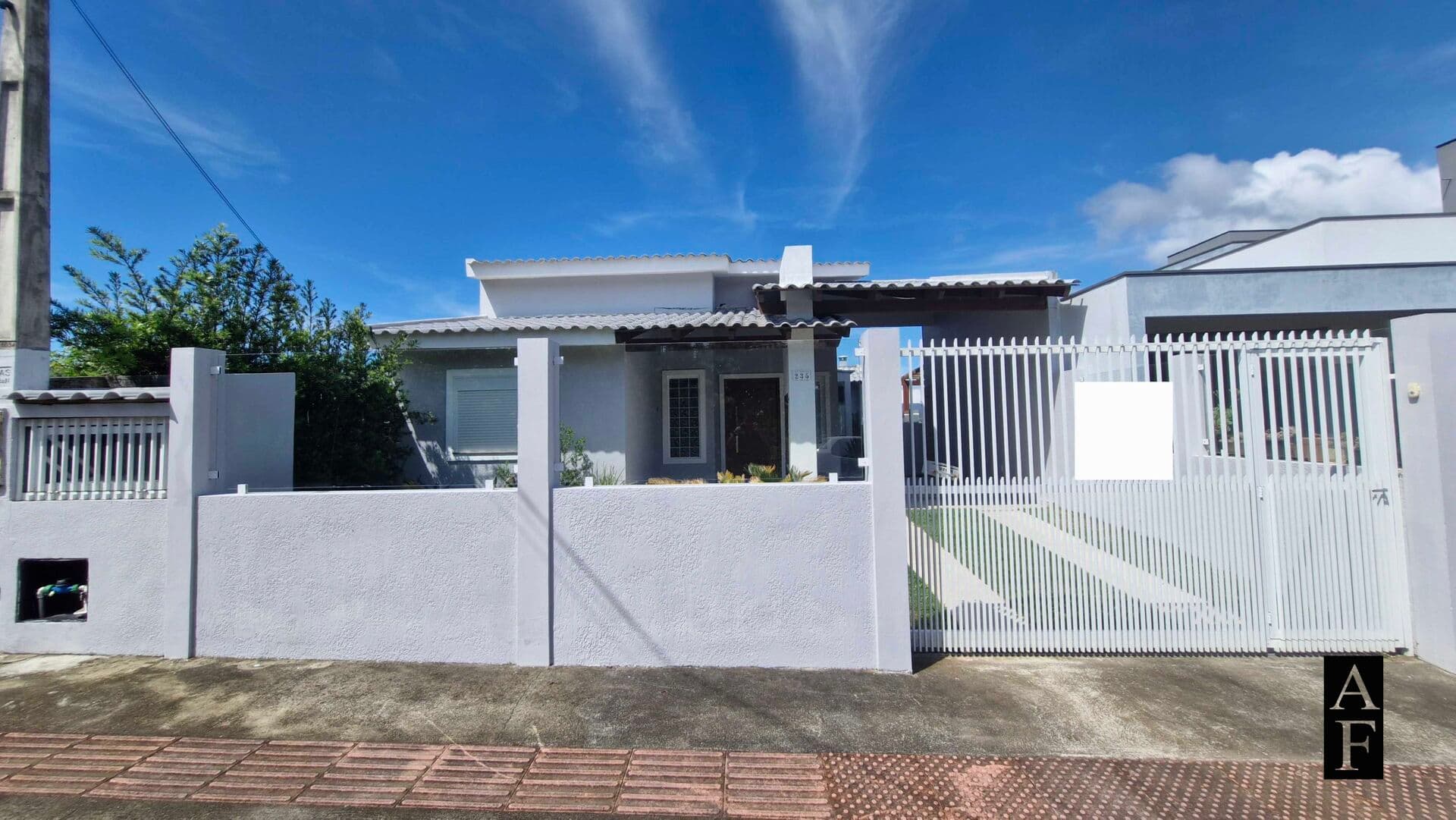 Casa Térrea em Garopaba no Bairro Ambrósio