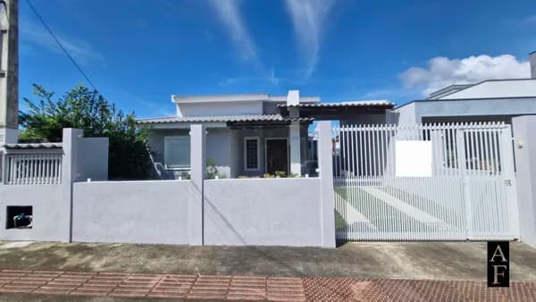 Casa Térrea em Garopaba no Bairro Ambrósio