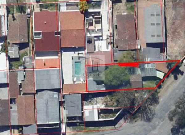 Terreno no Alto Boqueirão próximo a Rua Francisco Derosso