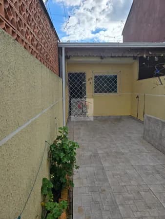 Casa a venda no bairro Campo de Santana