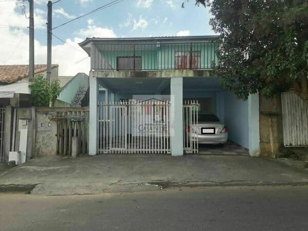 Sobrado com 180m² a venda no Campo de Santana