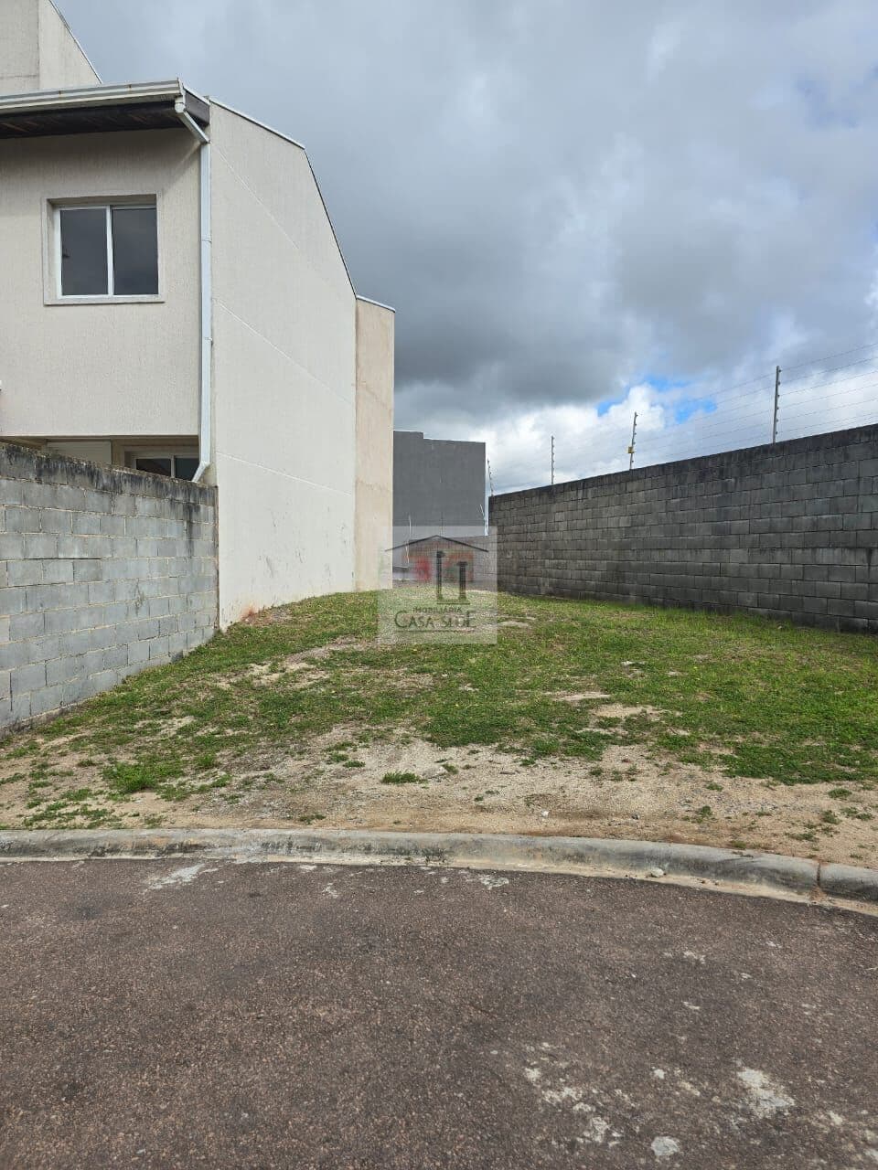 Lote/Terreno em Curitiba - Campo de Santana