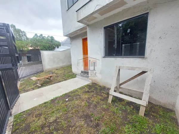 Sobrado em Curitiba - Sítio Cercado