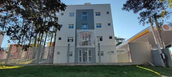 Apartamento de 2 Dormitórios e Sacada com churrasqueira