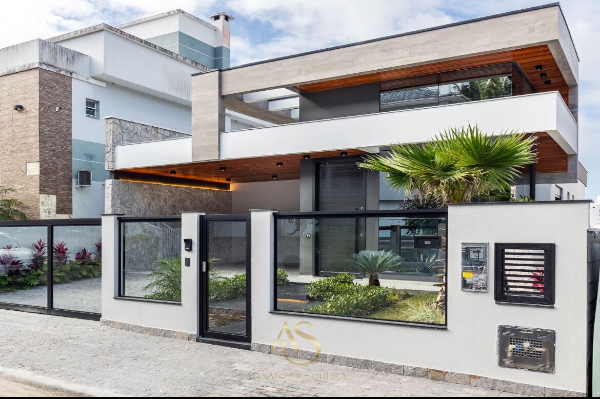 Casa em Palhoça - Pedra Branca