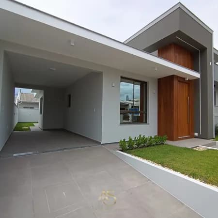 Casa Moderna à Venda em Vale Verde, Palhoça