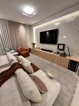 Apartamento com 2 dormitorios no centro de Florianopolis